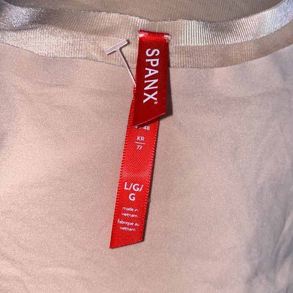 SPANX Shapewear for Women Thinstincts Tank - Picture 4 of 4